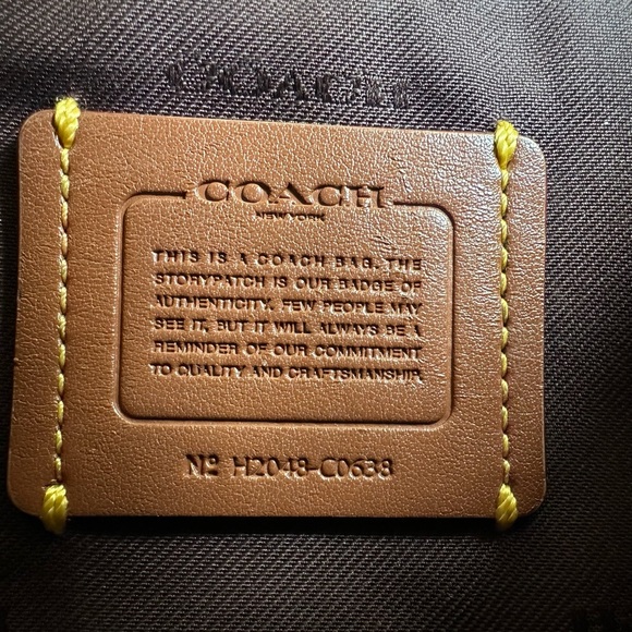 Coach Swinger Bag 20 in black with cherry charm - Picture 12 of 13